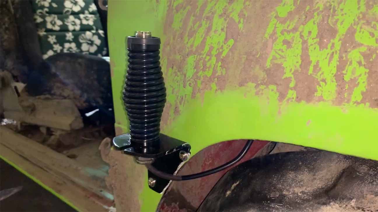 Spring base for MR300 Rugged antenna